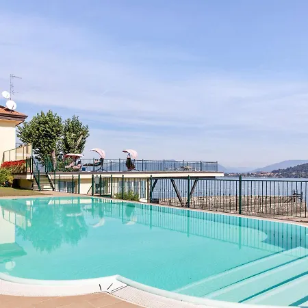 Located On The Shores Of Lake Maggiore Σπίτι διακοπών *