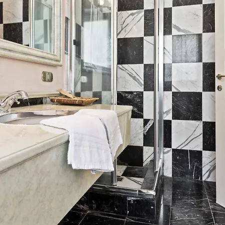Located On The Shores Of Lake Maggiore Σπίτι διακοπών